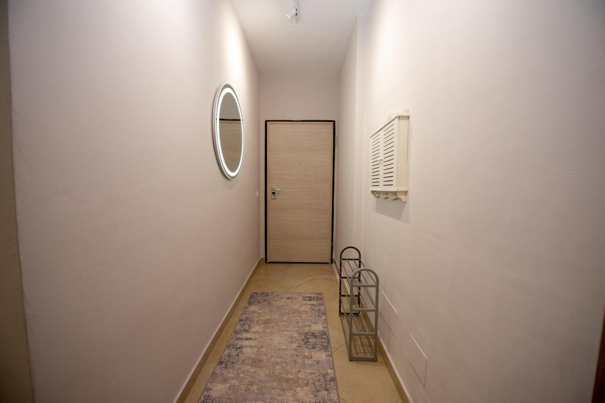 Riviera Apartment Vlora Exterior photo